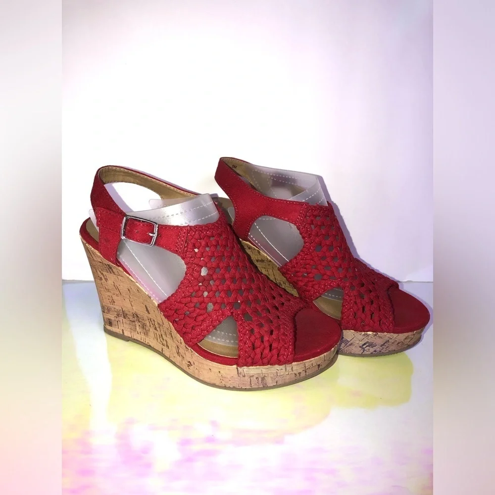 SO Vibrant Red Woven Wedges